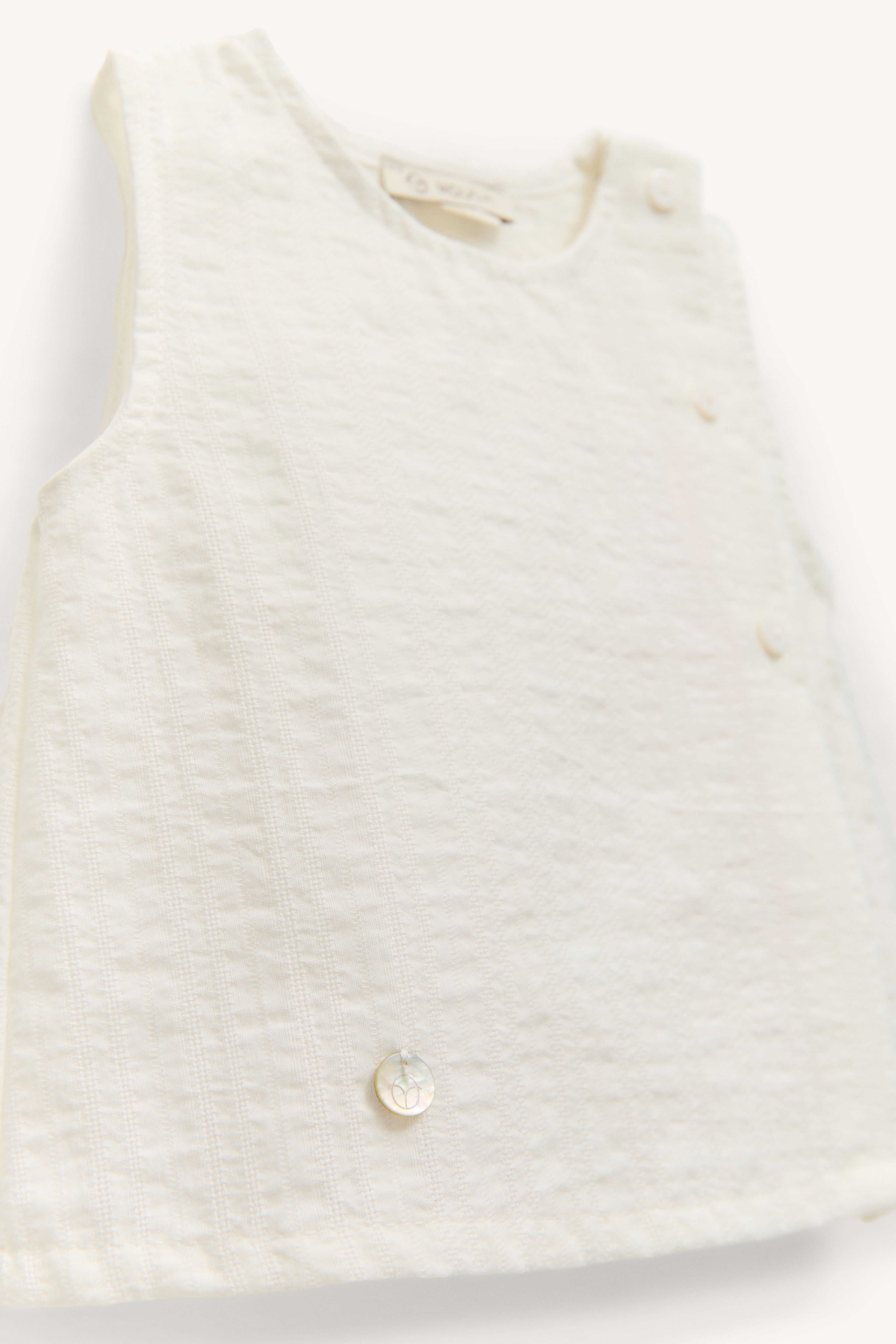 BLUSA BLANCO BORDADO